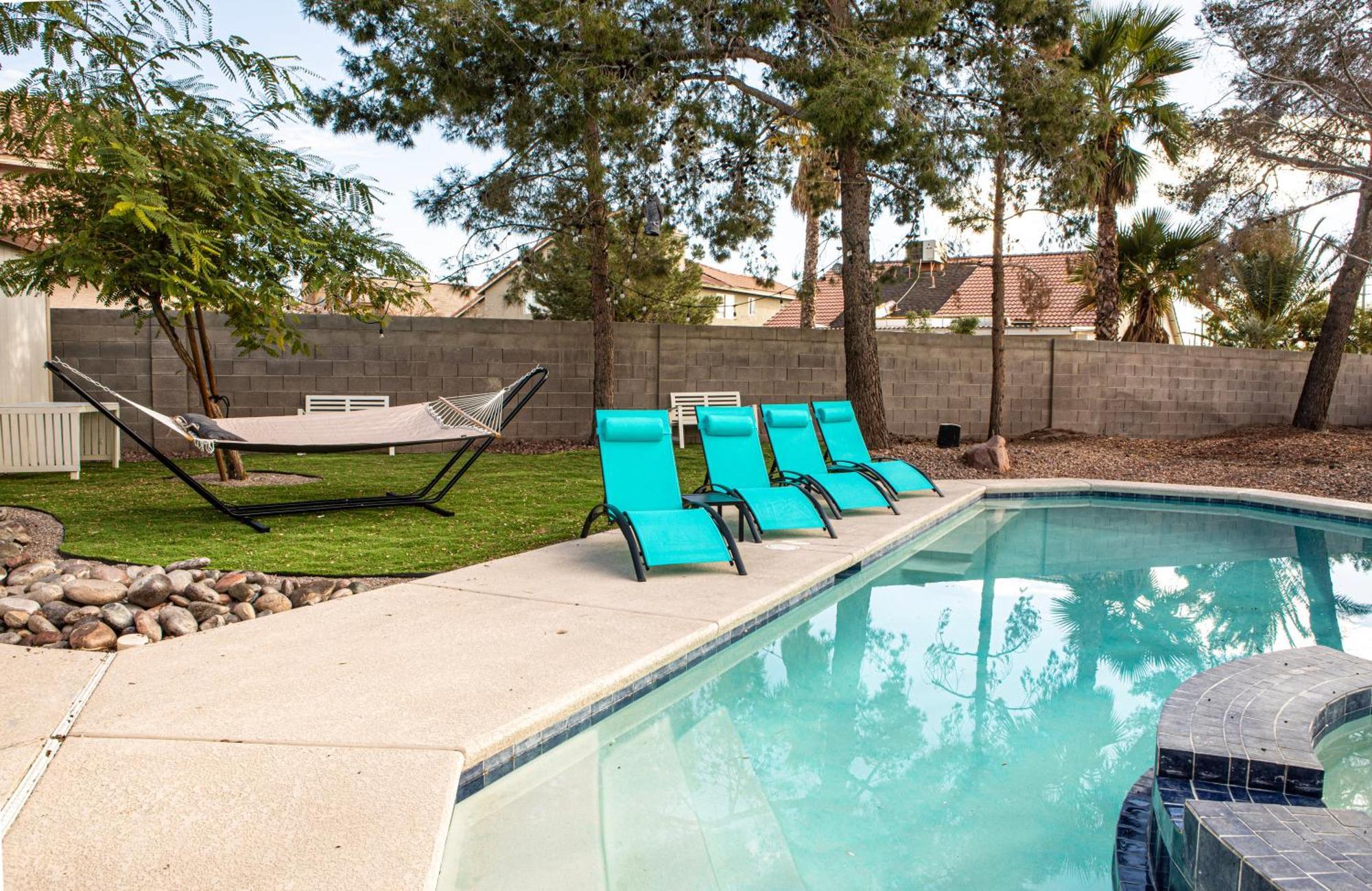 Comfy Expansive Home - Near The Strip - Heated Pool Las Vegas Exterior foto